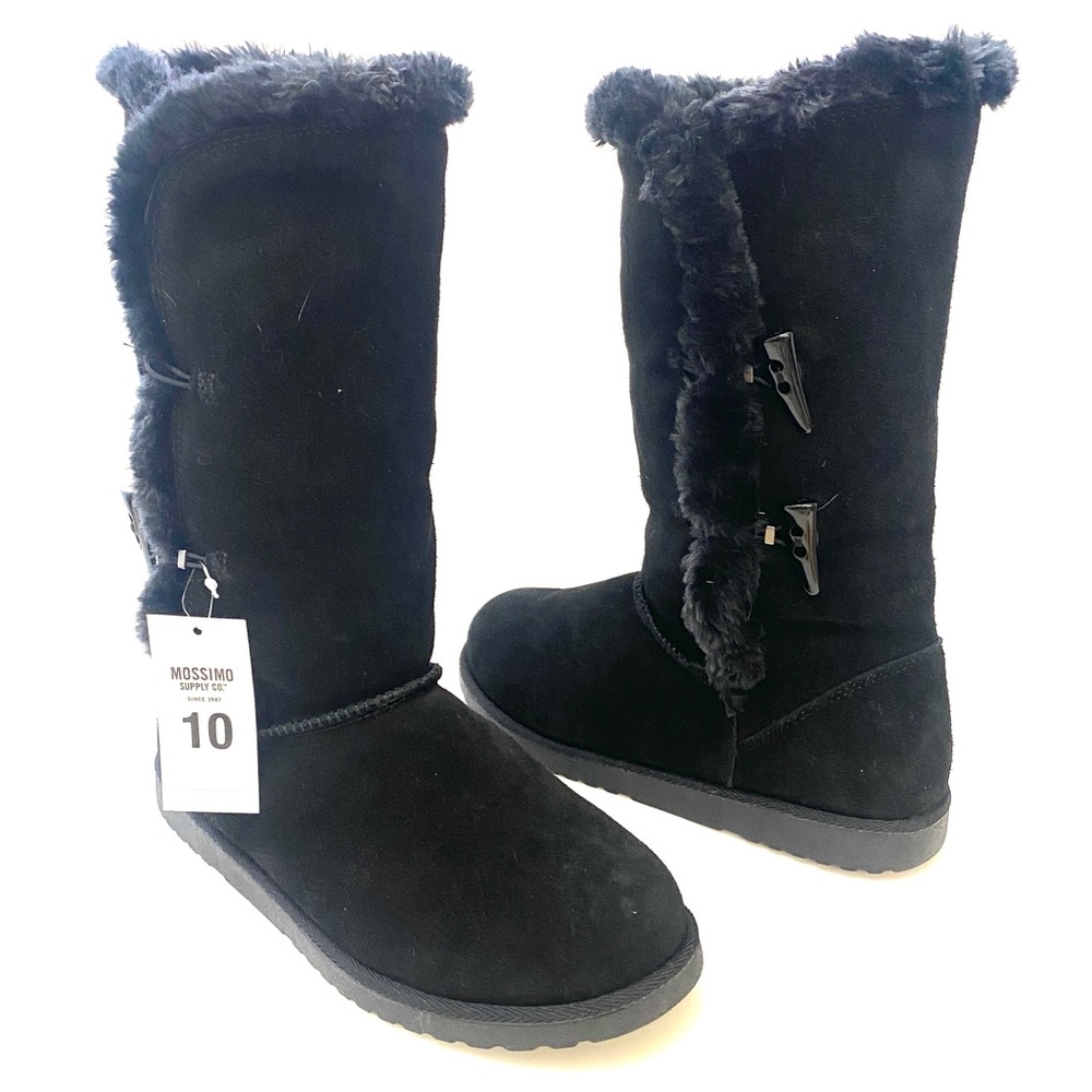 Mossimo Women’s Black MukLuk Style Winter Boot (NWT)